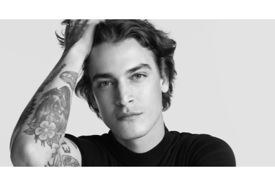 Vichy Homme répond aux besoins des hommes avec des soins spécifiques à leur peau.