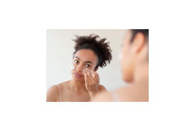 Découvrir la gamme de soins CeraVe anti-rugosités